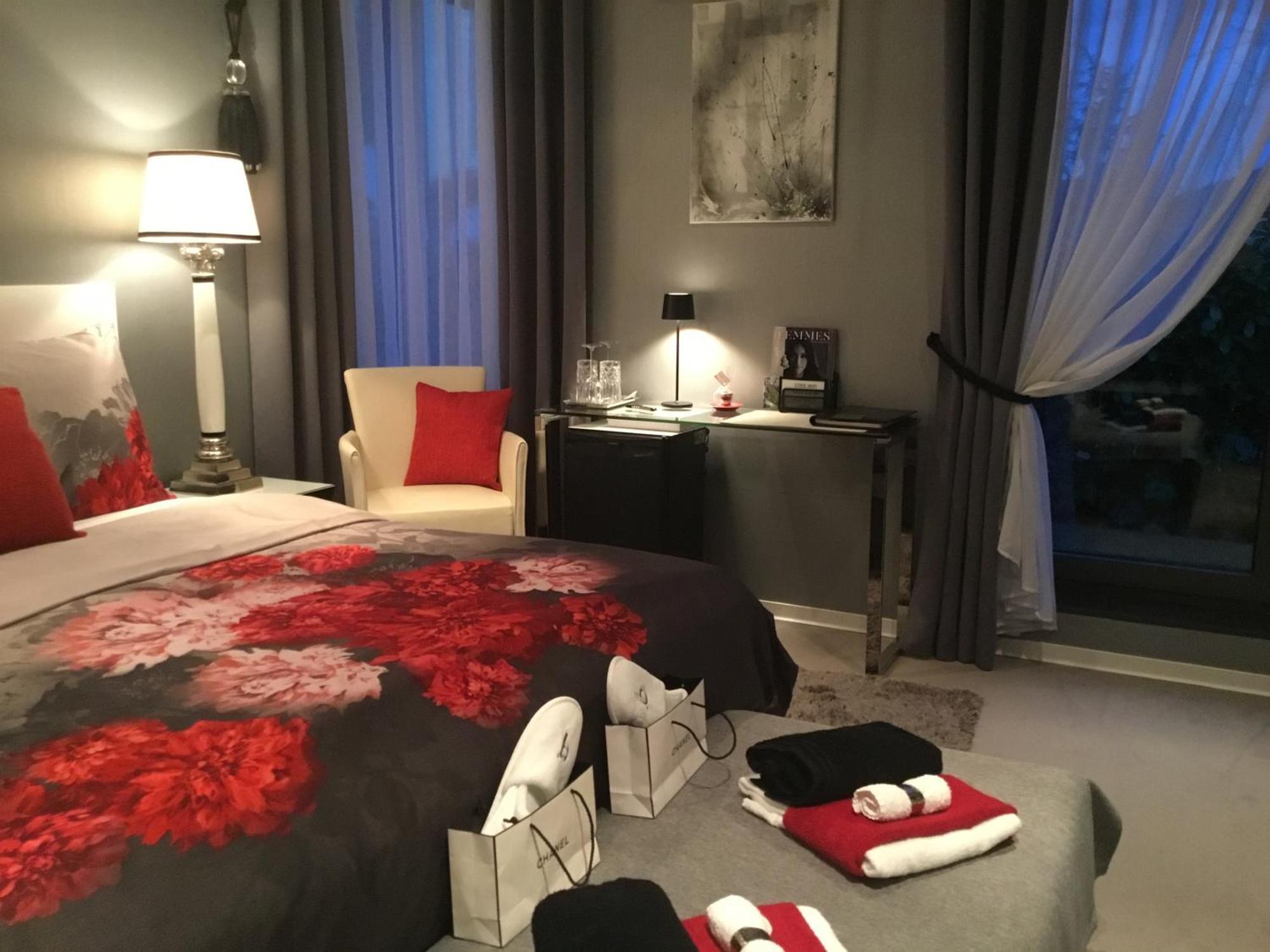 Suite Couture Ernestviller エクステリア 写真